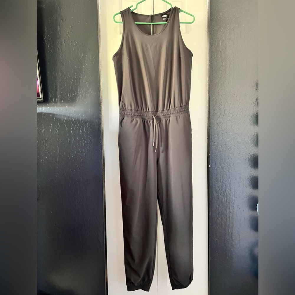 Women's The North Face Never Stop Wearing Jumpsuit size M